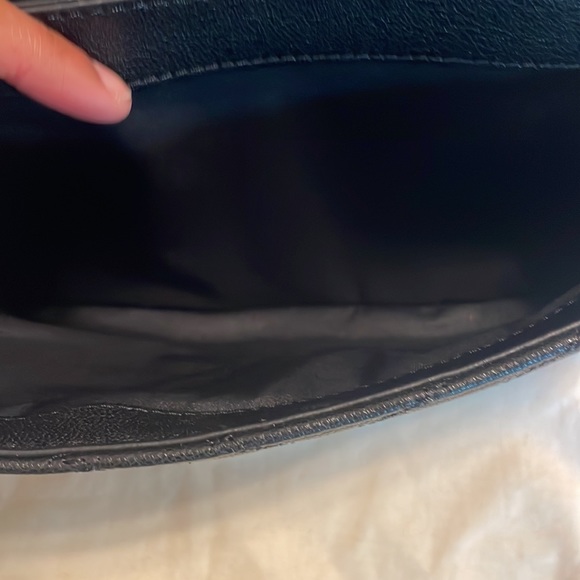 Tory Burch Glossy Goatskin Chain Bag - Picture 8 of 13